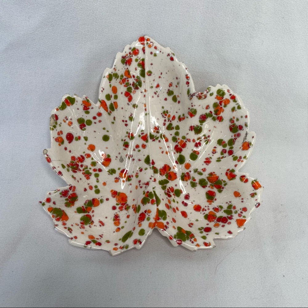 Hand Painted Ceramic Green Red Glazed Maple Leaf Nut Candy Dish